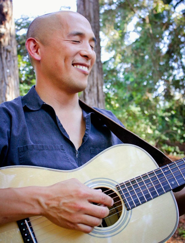 Joaquin Feliciano performs.