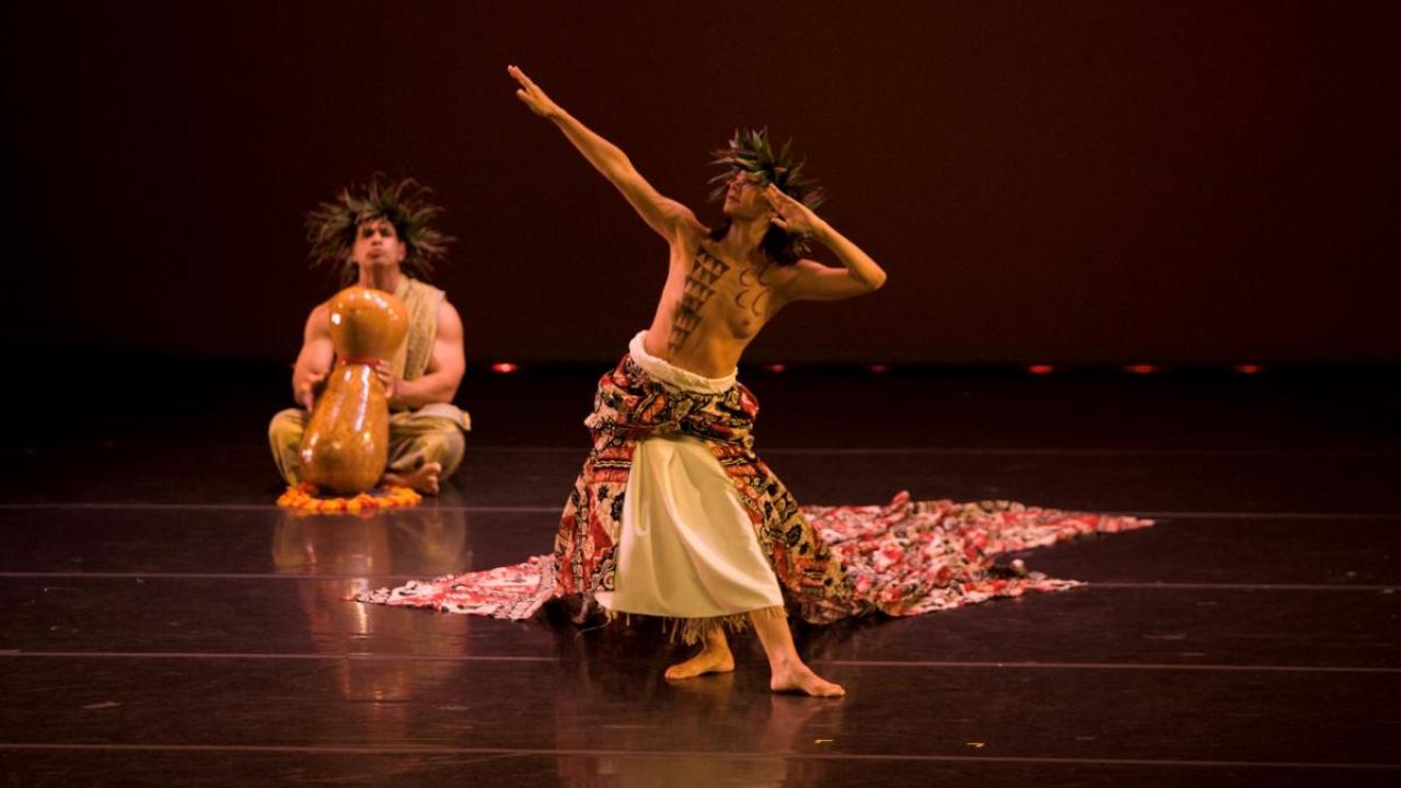 UC Davis Dance performer