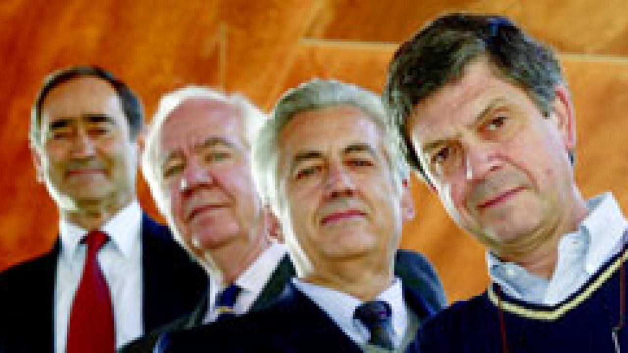 UC Davis alumni, a few of the &ldquo;Davis boys&rdquo; involved in Chilean agriculture, include fruit producer Jos&Atilde;&copy; Domingo Godoy, agronomist Anthony Wylie of Santo Tom&Atilde;&iexcl;s University, Carlos Fern&Atilde;&iexcl;ndez of Fundaci&Atilde;&sup3;n Chile, and enologist Edmundo