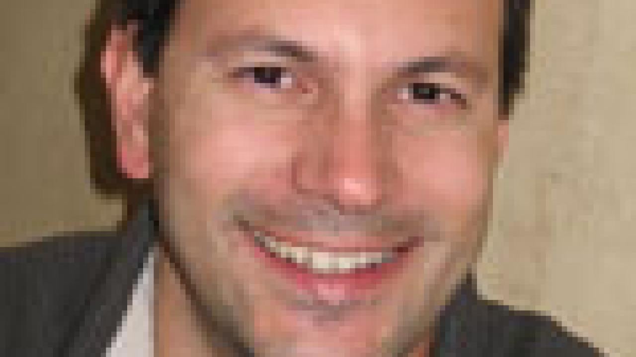 Physician Erik Laurin