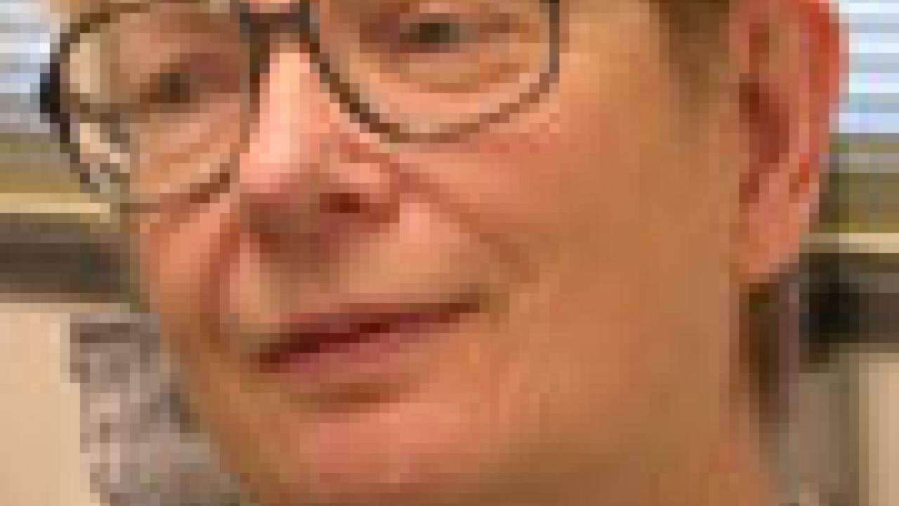 face shot of Alexandra Navrotsky