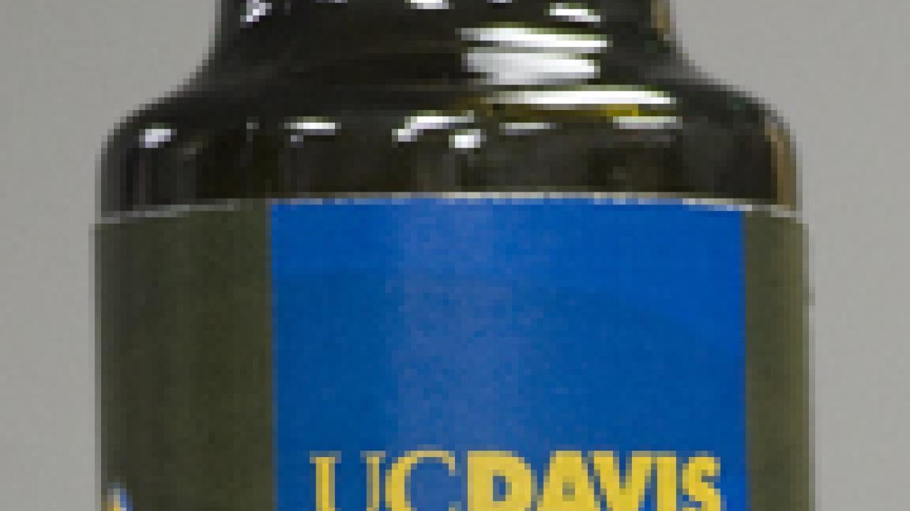 Centennial Blend Olive Oil bottle