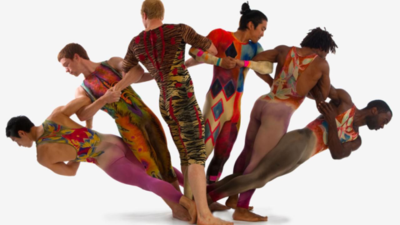 Photo: Pilobolus Dance Theatre