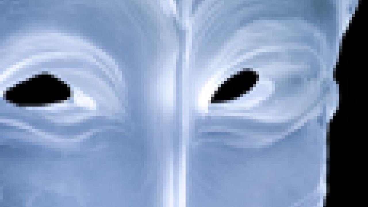 Photo: Lillian Pitt's Wasco Stick Indian, from cast New Zealand lead crystal, steel (cropped)