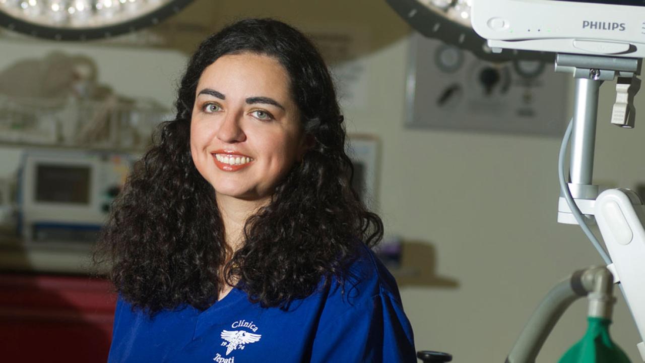 Portrait of Axana Rodriguez-Torres in a medical room