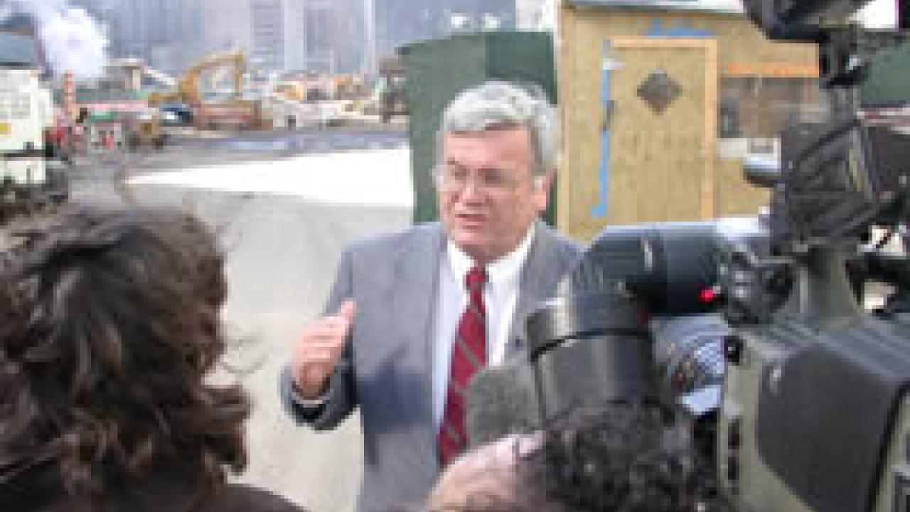 Photo of UC Davis professor Thomas Cahill at Ground Zero.