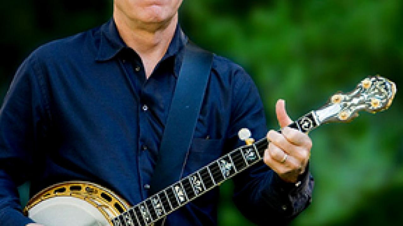 Photo: Steve Martin, with banjo