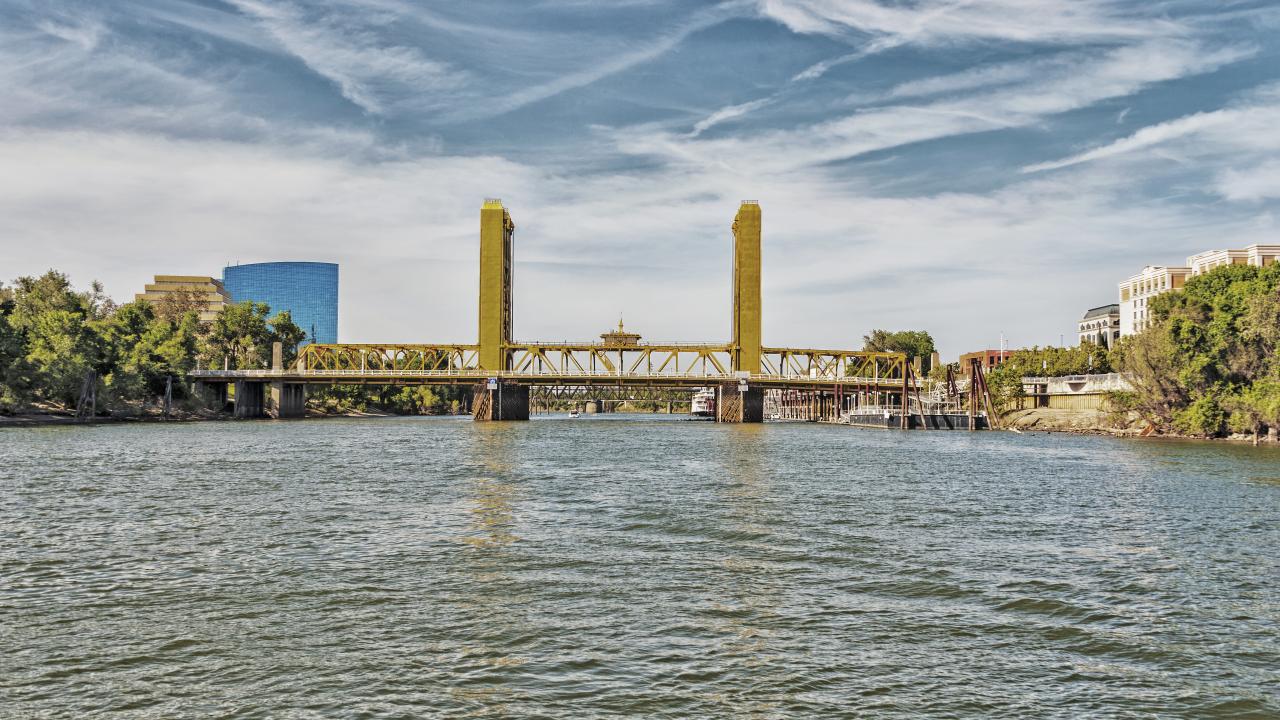 Tower Bridge, Sacramento