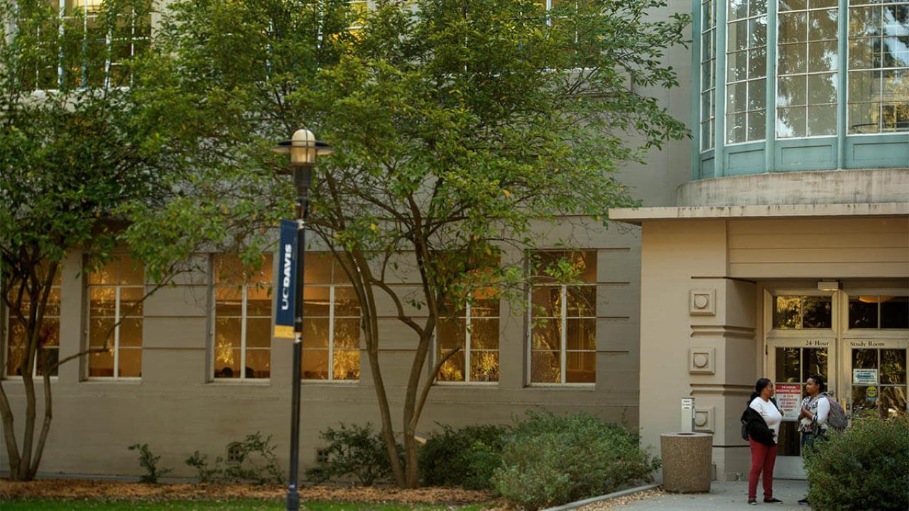 The exterior of the UC Davis Library study room.