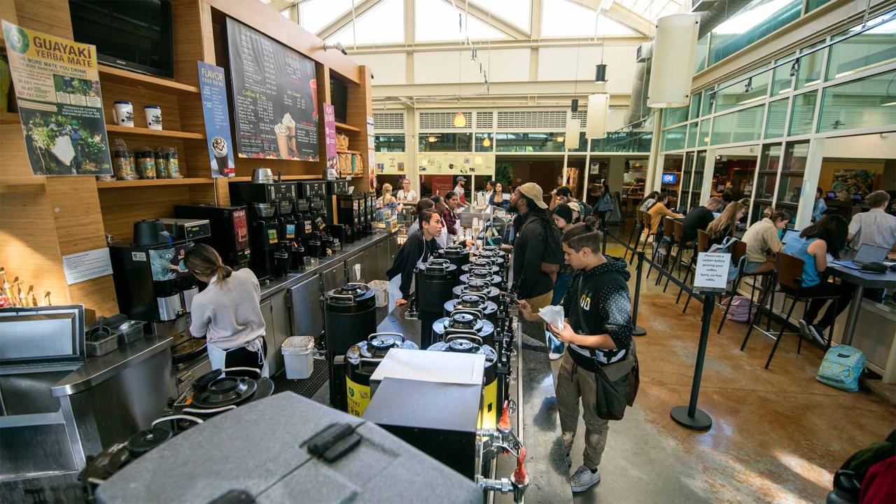 People order from Swirlz in the Coffee House