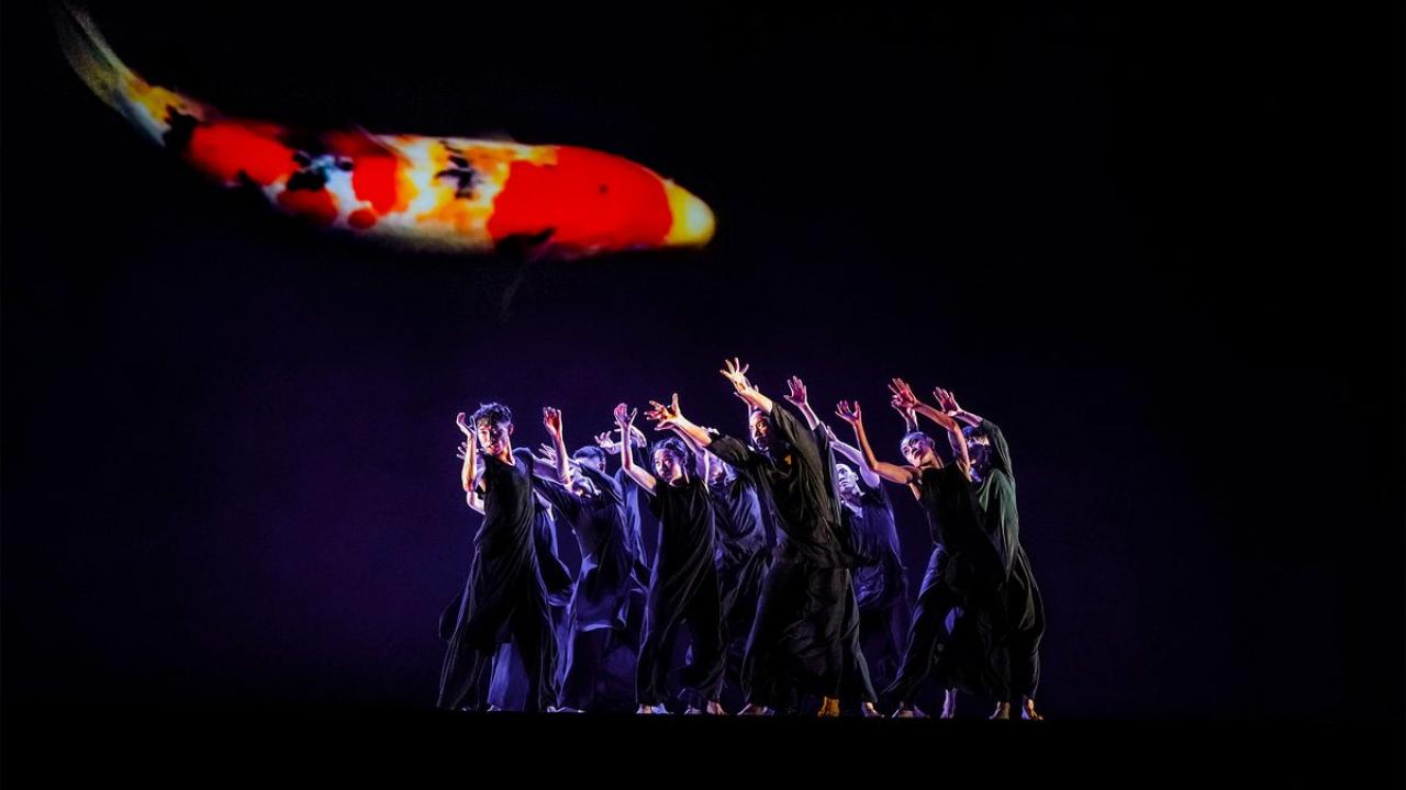 Cloud Gate Dance Theatre of Taiwan at the Mondavi Center for the Performing Arts, "13 Tongues" (Photo by Liu Chen-hsiang)