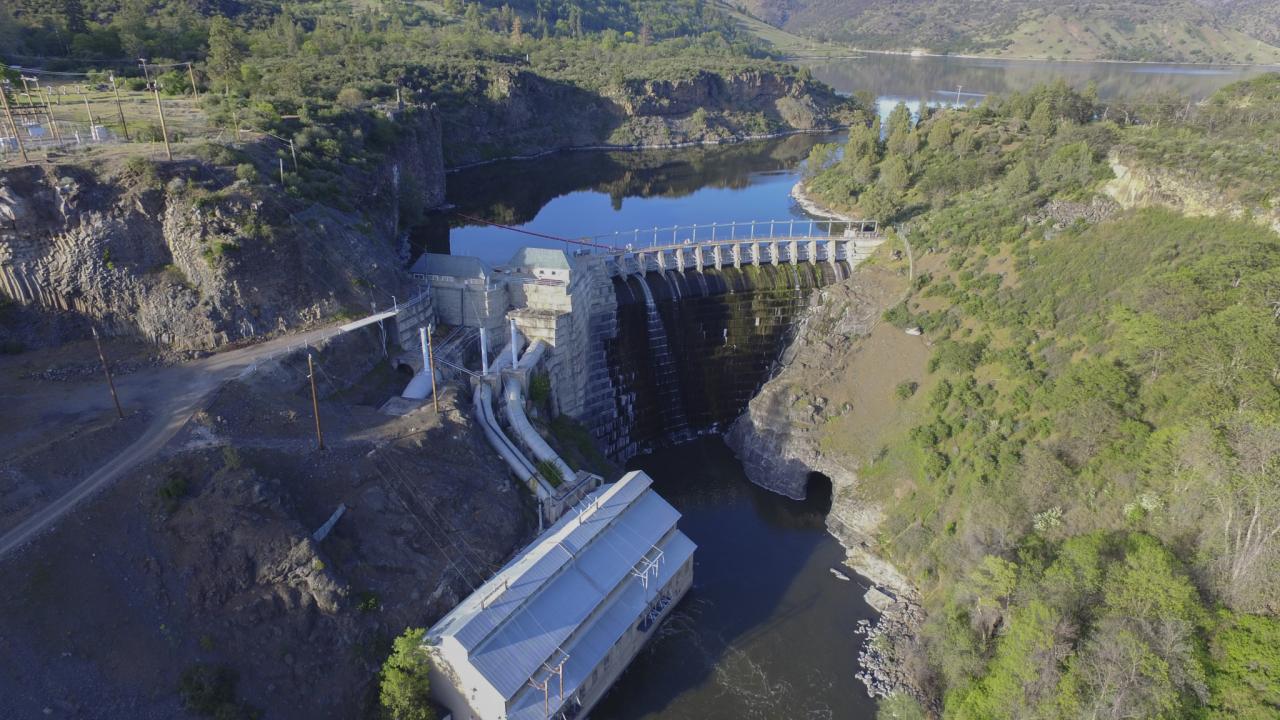 Aerial of Copco 1 dam on Klamath River