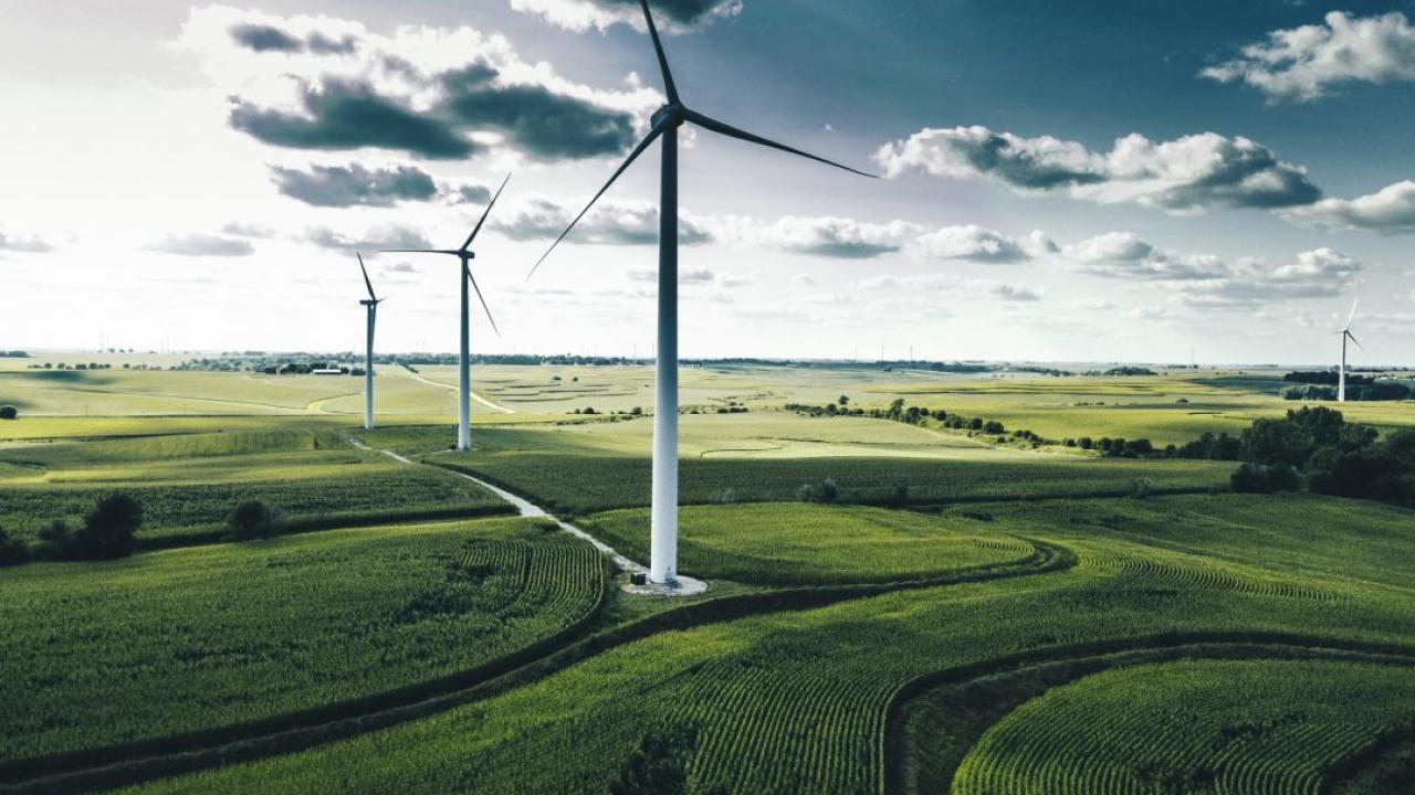 wind turbine in iowa