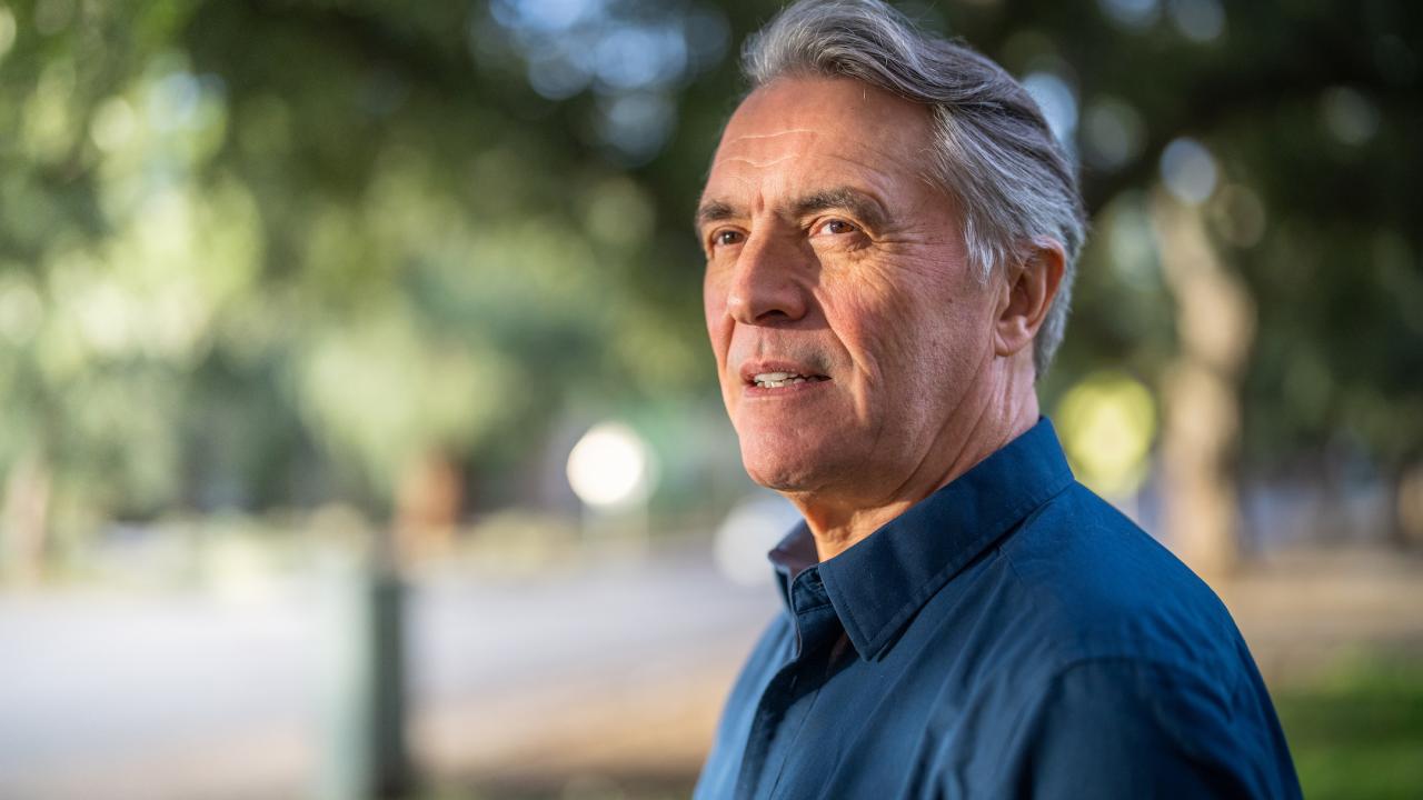Profile of professor John Eadie outside at UD Davis