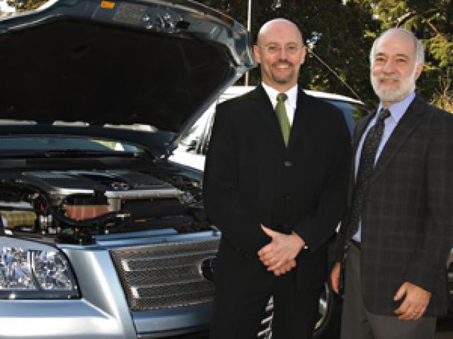 Photo: UC Berkeley professor Alex Farrell, left, and UC Davis professor Daniel Sperling, right.