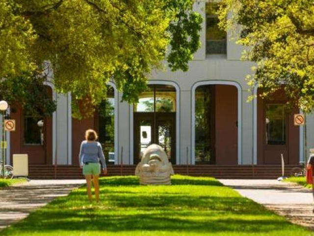 mrak hall on uc davis campus