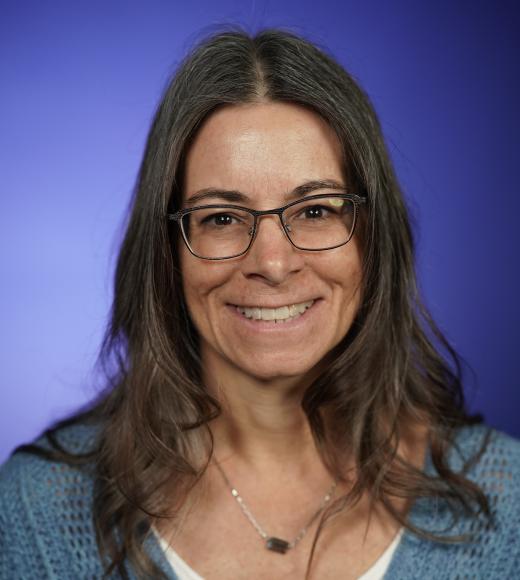 A portrait of Diana Miglioretti at UC Davis