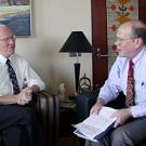 Chancellor Larry Vanderhoef, left, and Academic Senate chair Dan Simmons discuss their takes on how to improve shared governance at UC Davis. &ldquo;I don&rsquo;t expect we will agree all the time but we&rsquo;ll never have to worry about our communicating,