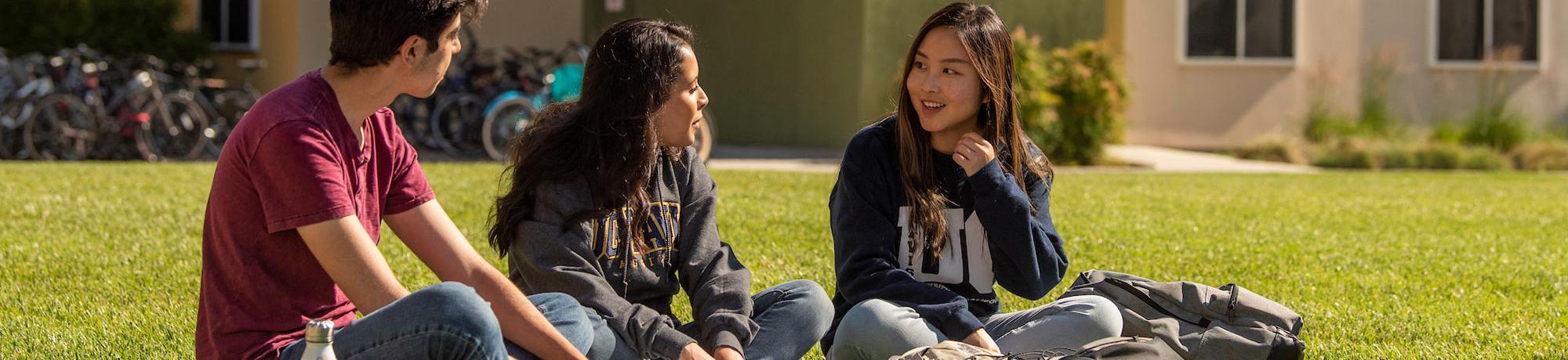 Students having a conversation on Tercero quad